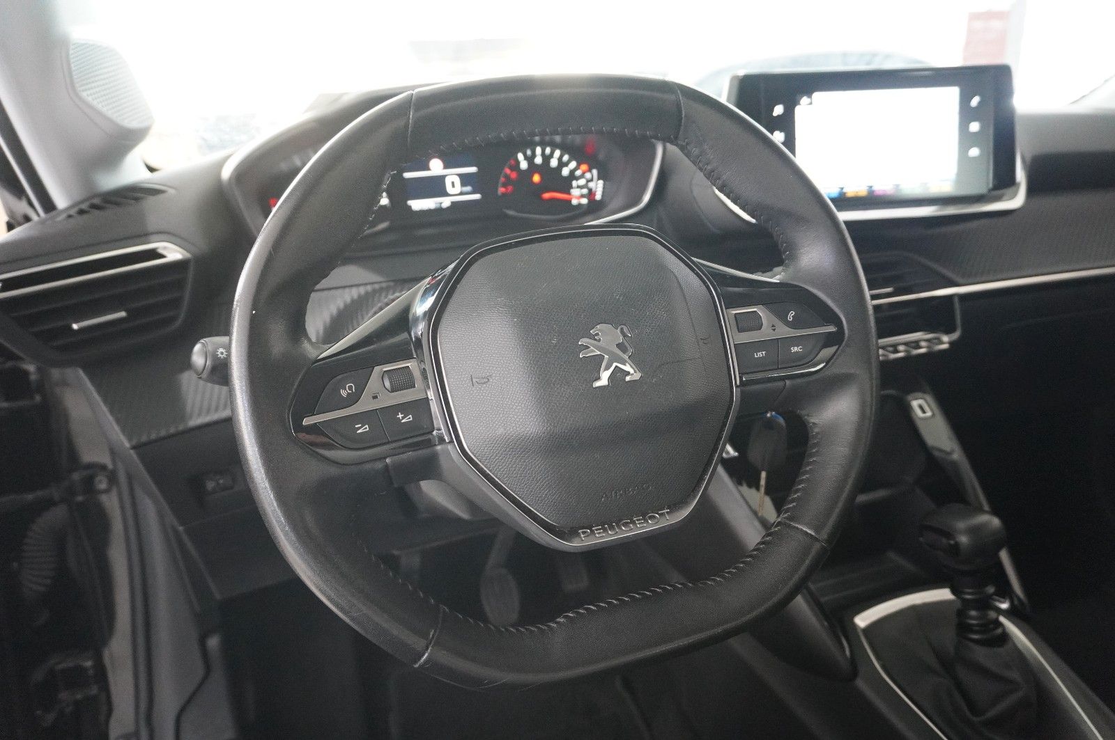 Fahrzeugabbildung Peugeot 208 1.2 ACTIVE PACK NAVI/LED/SPORT/PDC/TEMP./ASS