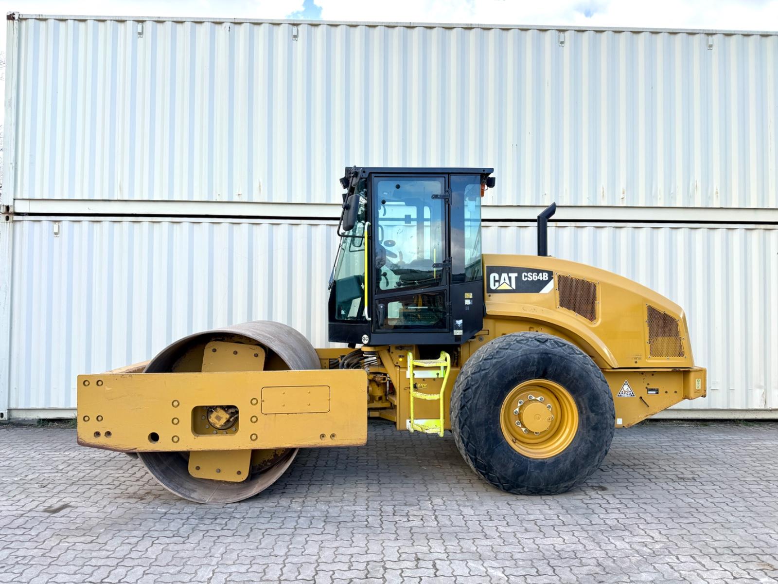 CAT CS64B / 2018 BJ / 3997 H