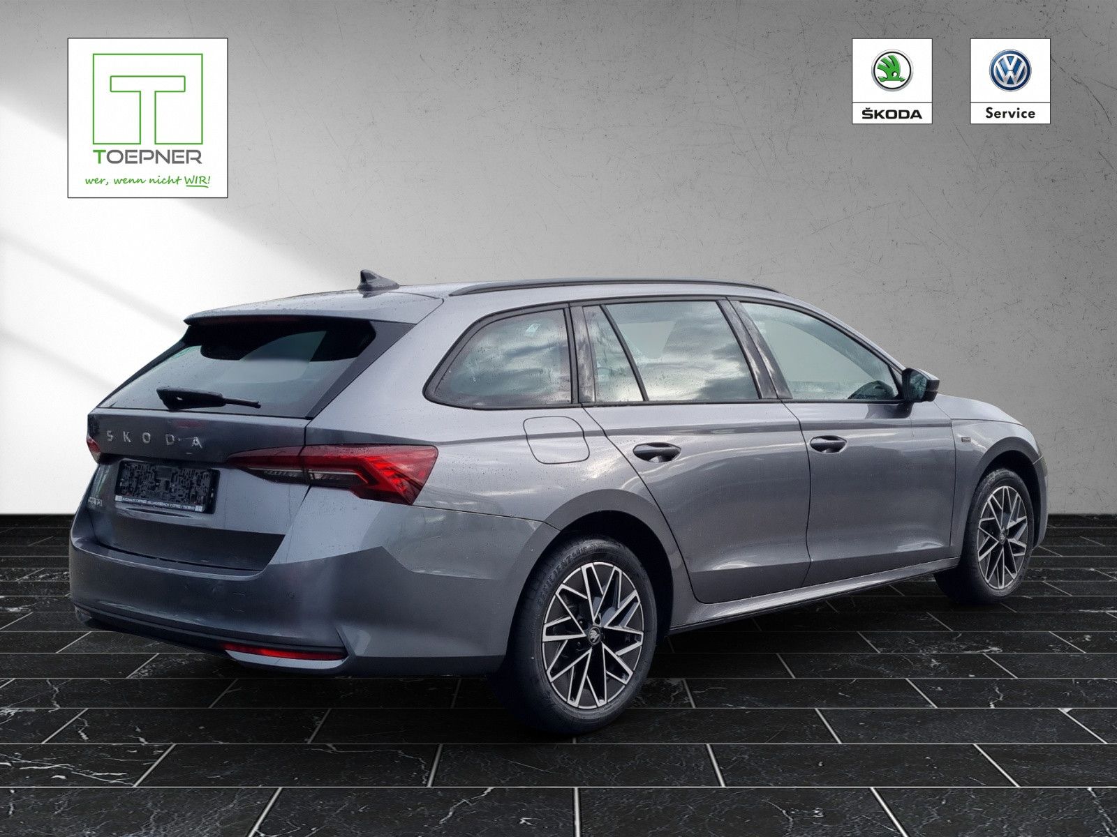 Fahrzeugabbildung SKODA Octavia Combi Tour 2,0 TDI AKH Licht+Sicht+