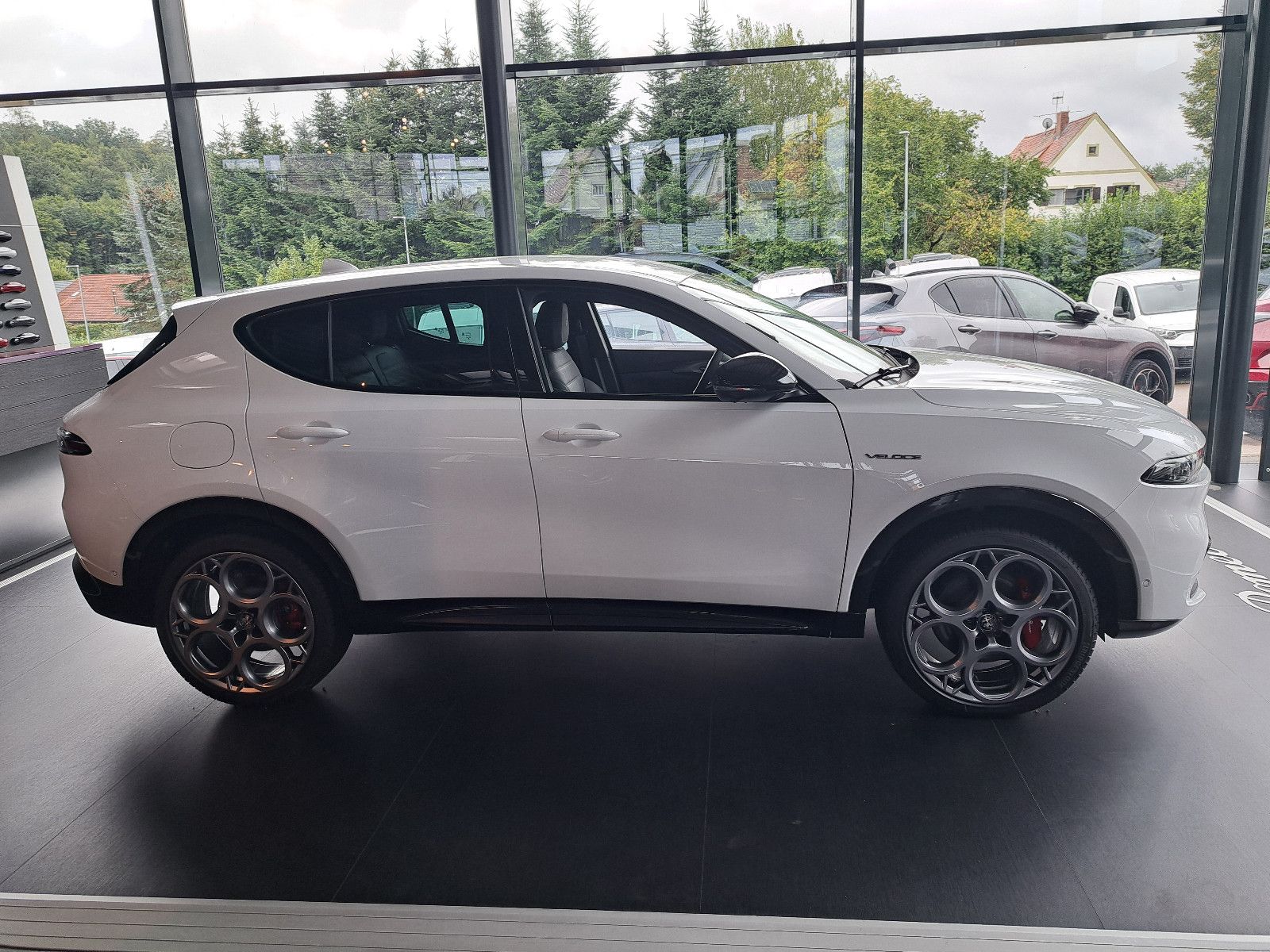 Fahrzeugabbildung Alfa Romeo Tonale Veloce Plug-In-Hybrid AWD