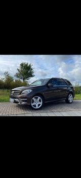 Mercedes-Benz ML 350 BlueTEC 4MATIC - - Mercedes-Benz ML 350 in Köln