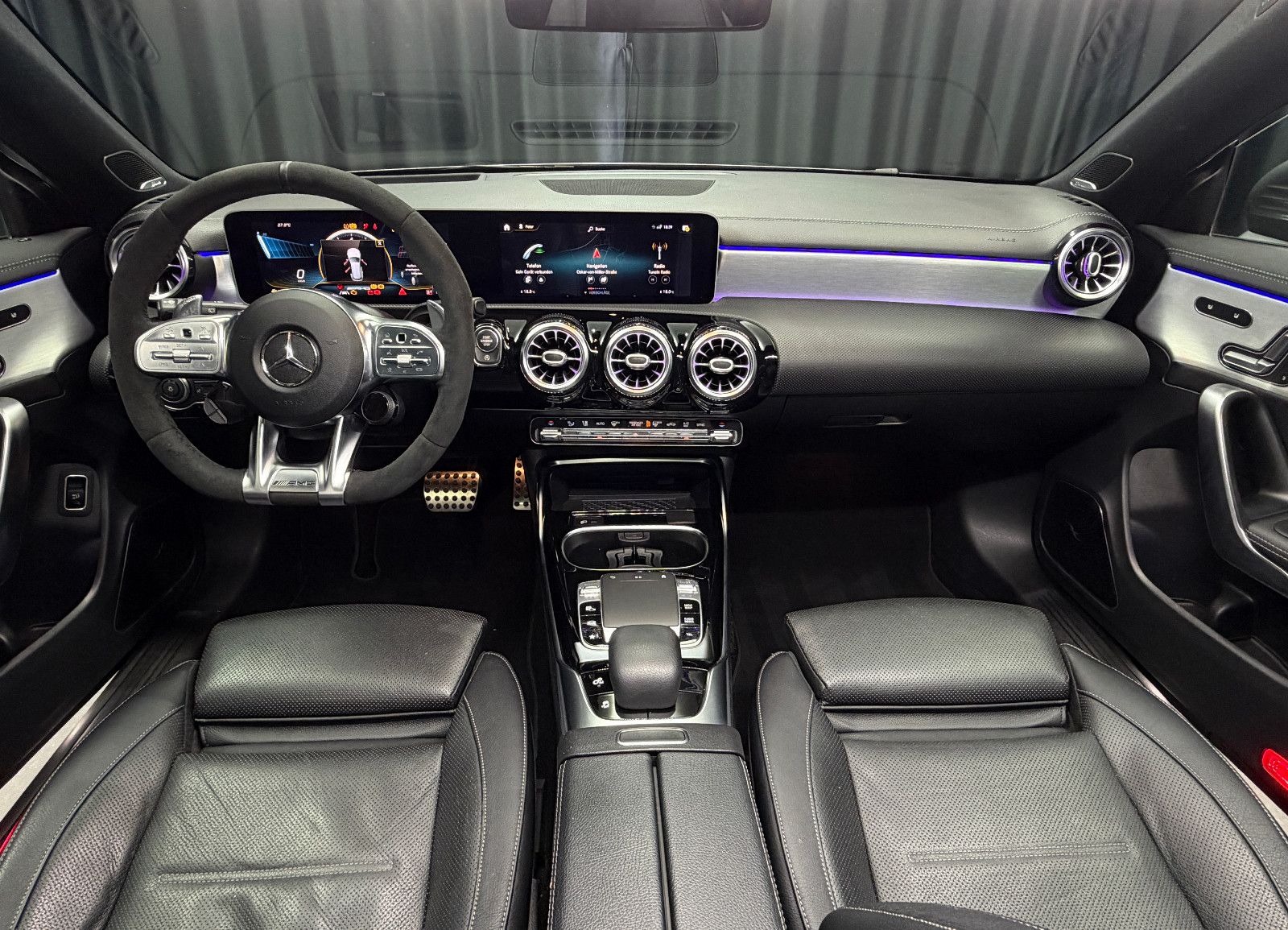 Fahrzeugabbildung Mercedes-Benz CLA 45 AMG Shooting Brake 4Matic|VOLL|