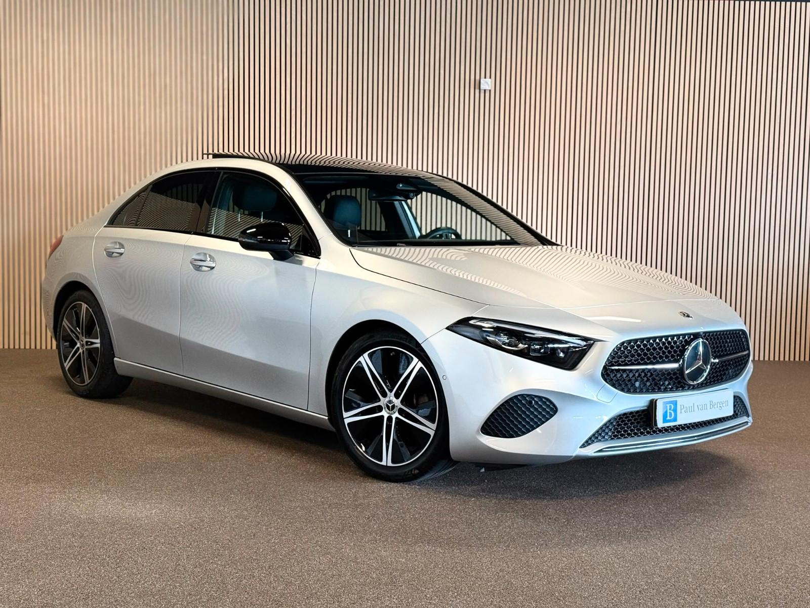 Mercedes-Benz A 180 Limo Progr.-PANORAMA-WIDESCREEN-CAMERA
