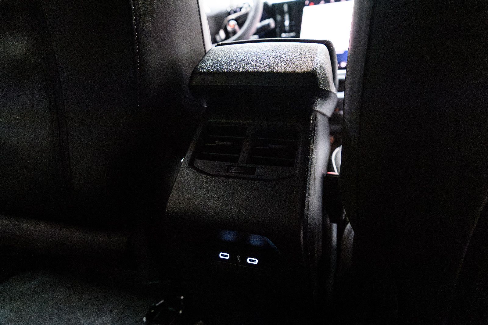 Fahrzeugabbildung Mitsubishi Eclipse Cross Diamant TOP *22KW Laden