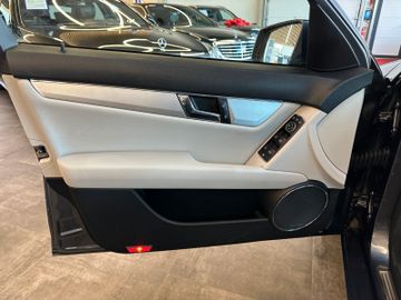 MYAUTOCENTER – Gebraucht- und Jahreswagen mit Werkstattservice in Pfaffenhofen Mercedes-Benz C 220 T CDI Blueefficiency *2. Hand*CD-Wechsler*