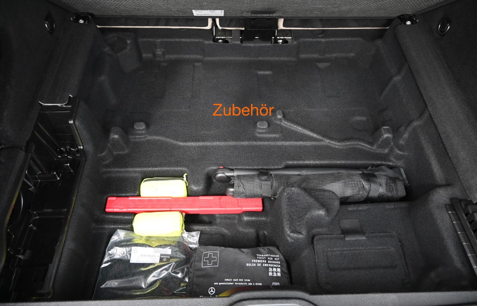 Fahrzeugabbildung Mercedes-Benz GLC 300 d 4MATIC °ACC°PANORAMA°STANDHEIZ°360°KAM