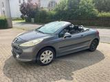 Peugeot  207 Cabrio mit Tüv bis juni 2026 ... - Peugeot 2008: Cabrio