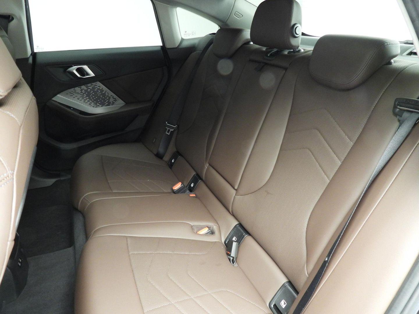 BMW 220 Gran Coupé 2 Serie LED navi Sportsitze, миниатюра 8