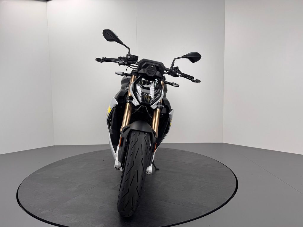 Fahrzeugabbildung BMW S1000 R *TOP-ZUSTAND *SCHMIEDERÄDER