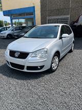 Volkswagen Polo 1.4 Auto Trendline - VW Polo Gebrauchtwagen in Wiesbaden