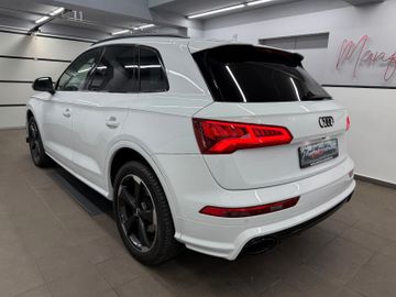 Audi SQ5 - 5