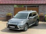 Mitsubishi Outlander Plus 4WD - Mitsubishi Outlander in Halle