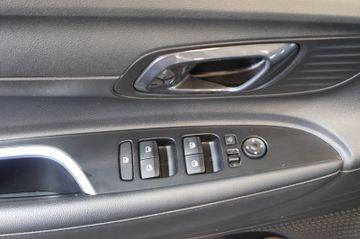 Hyundai i20 Trend 1.0 TGDI DIGITAL+CARPLAY+KAM+LANE+ALU