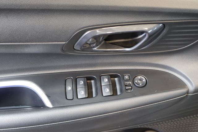 Hyundai i20 Trend 1.0 TGDI DIGITAL+CARPLAY+KAM+LANE+ALU