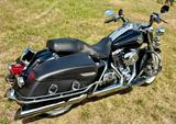 Harley-Davidson FLHRC Road King Classic - Harley-Davidson Motorräder in Braunschweig