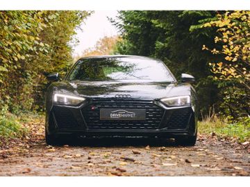 ad photo