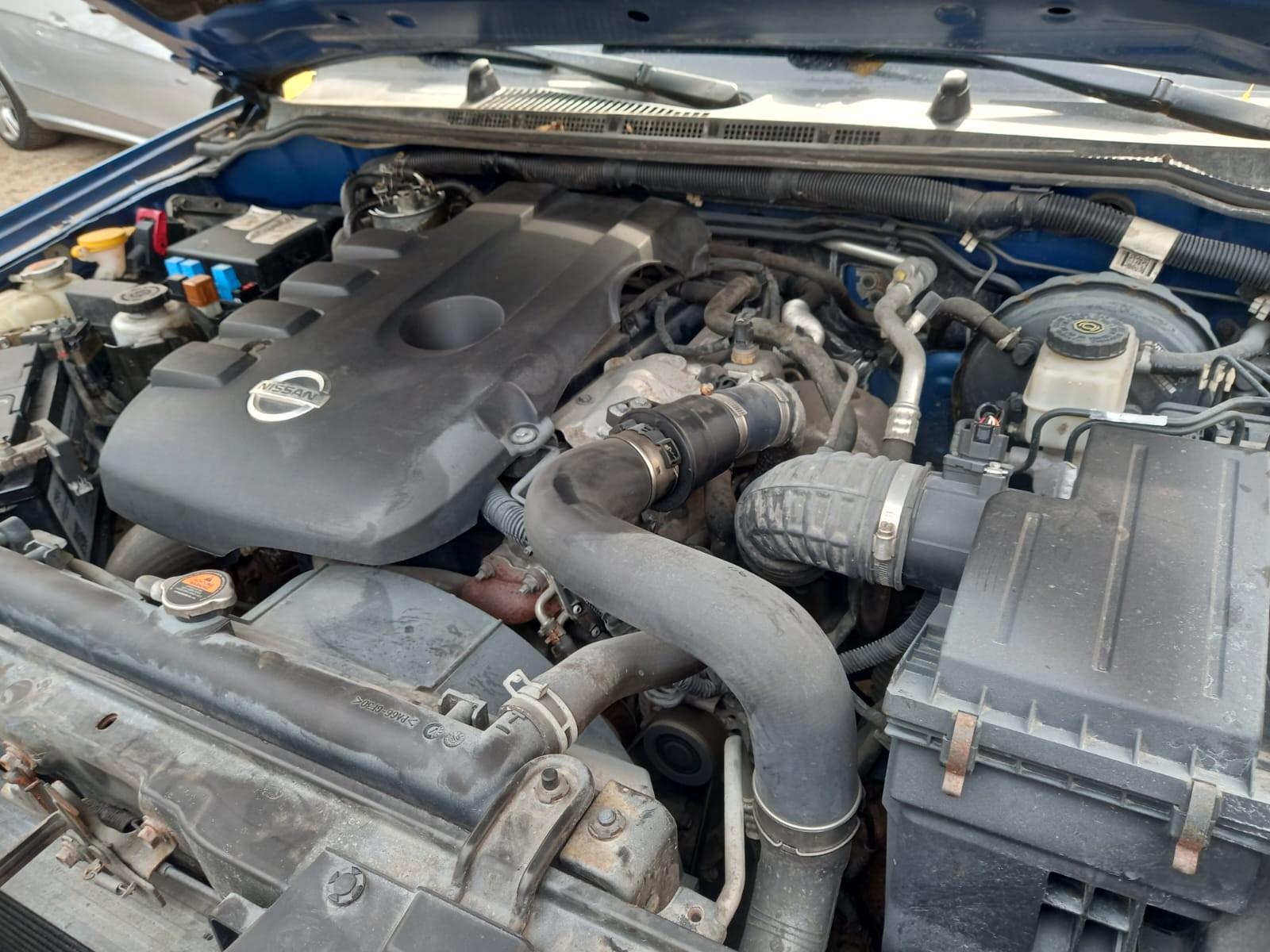 NISSAN NAVARA 92000 TKM | 190 ch | 4X4 | BVM - CLIM - TUV