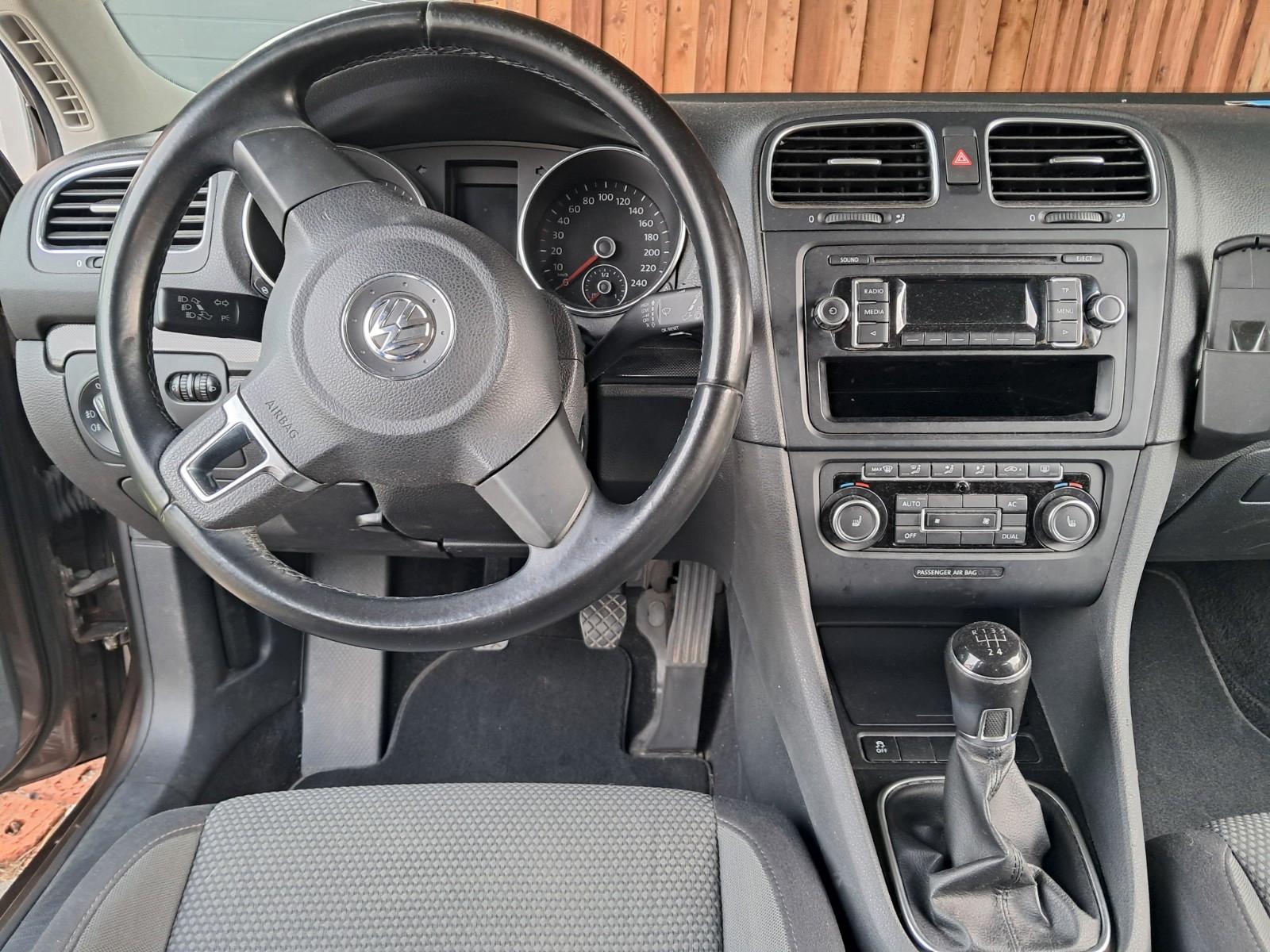 Volkswagen Golf 2012 — photo 6
