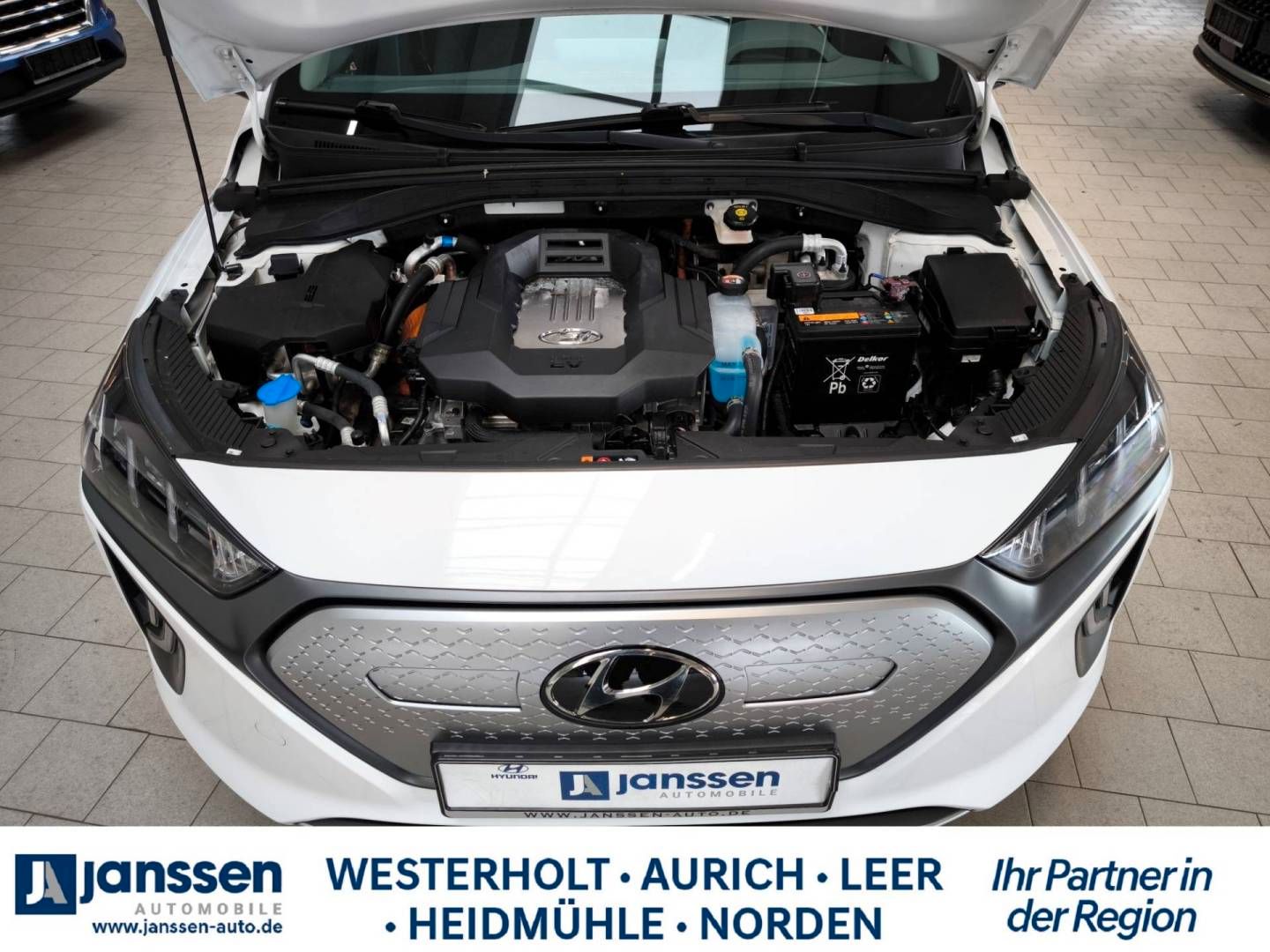 Fahrzeugabbildung Hyundai IONIQ Elektro STYLE-Paket