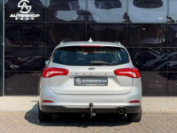 Ford Focus - 11