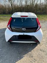 Toyota Aygo  - Toyota Aygo (X): Von Privat
