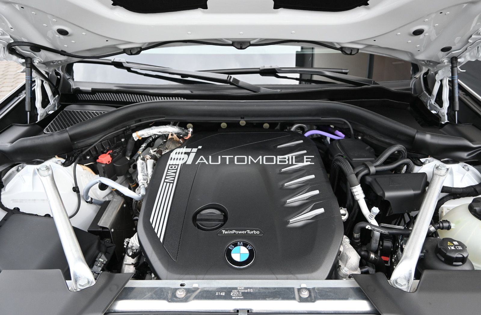 Fahrzeugabbildung BMW X3 xDr.30d °ACC°AHK°HUD°SITZKLIMA°STANDHEIZ°360°