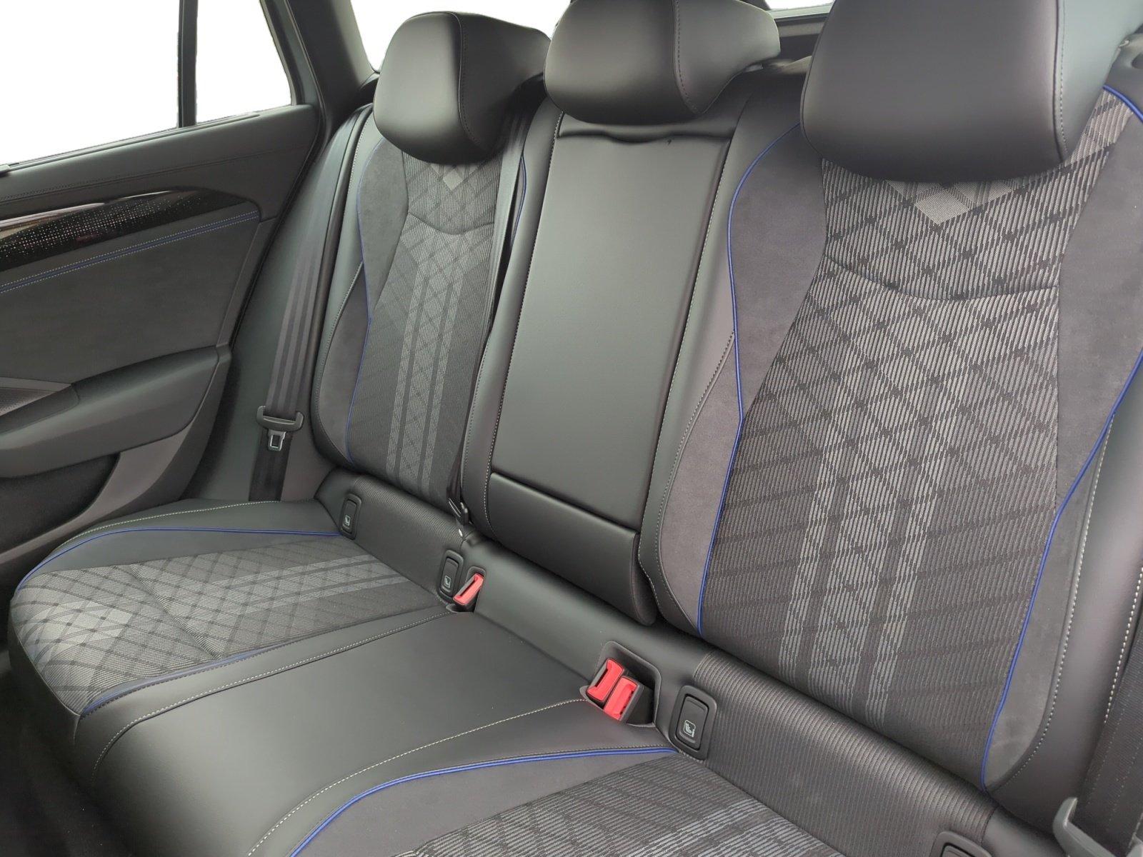 Volkswagen Passat R-Line 2.0TSI DSG 4M 4M*APP, миниатюра 9