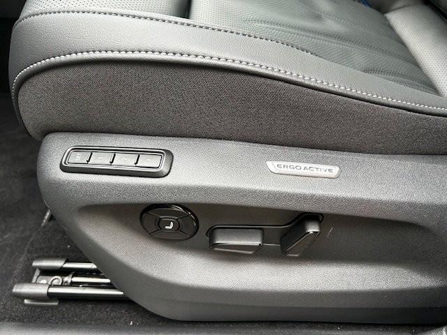 Volkswagen Tiguan 2.0TDI R-Line/Matrix/HUD/Vollausstattung – 19