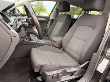 Volkswagen Passat Variant - 12