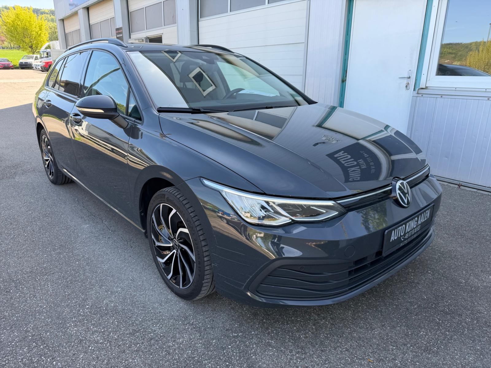 Volkswagen Golf VIII Variant Life LED / ACC / 1 Hand