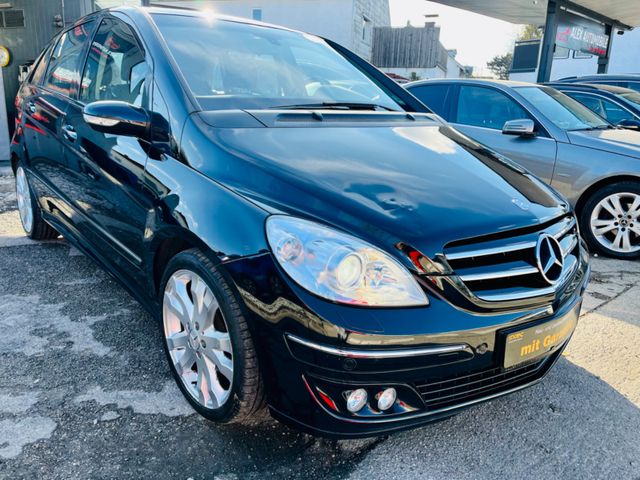 Mercedes-Benz B 200 Turbo Leder Designo Navi Pano Xenon Voll