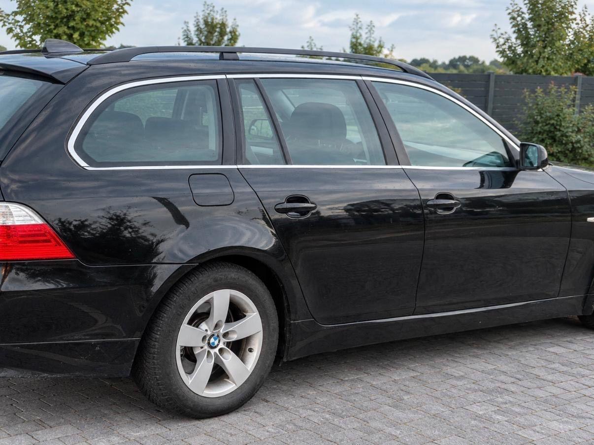 BMW 523 2009 — engine