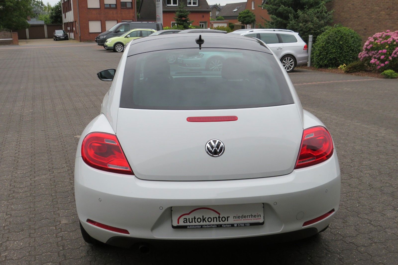 Fahrzeugabbildung Volkswagen Beetle Lim. Club XENON NAVI APP-CONNECT PDC 18`