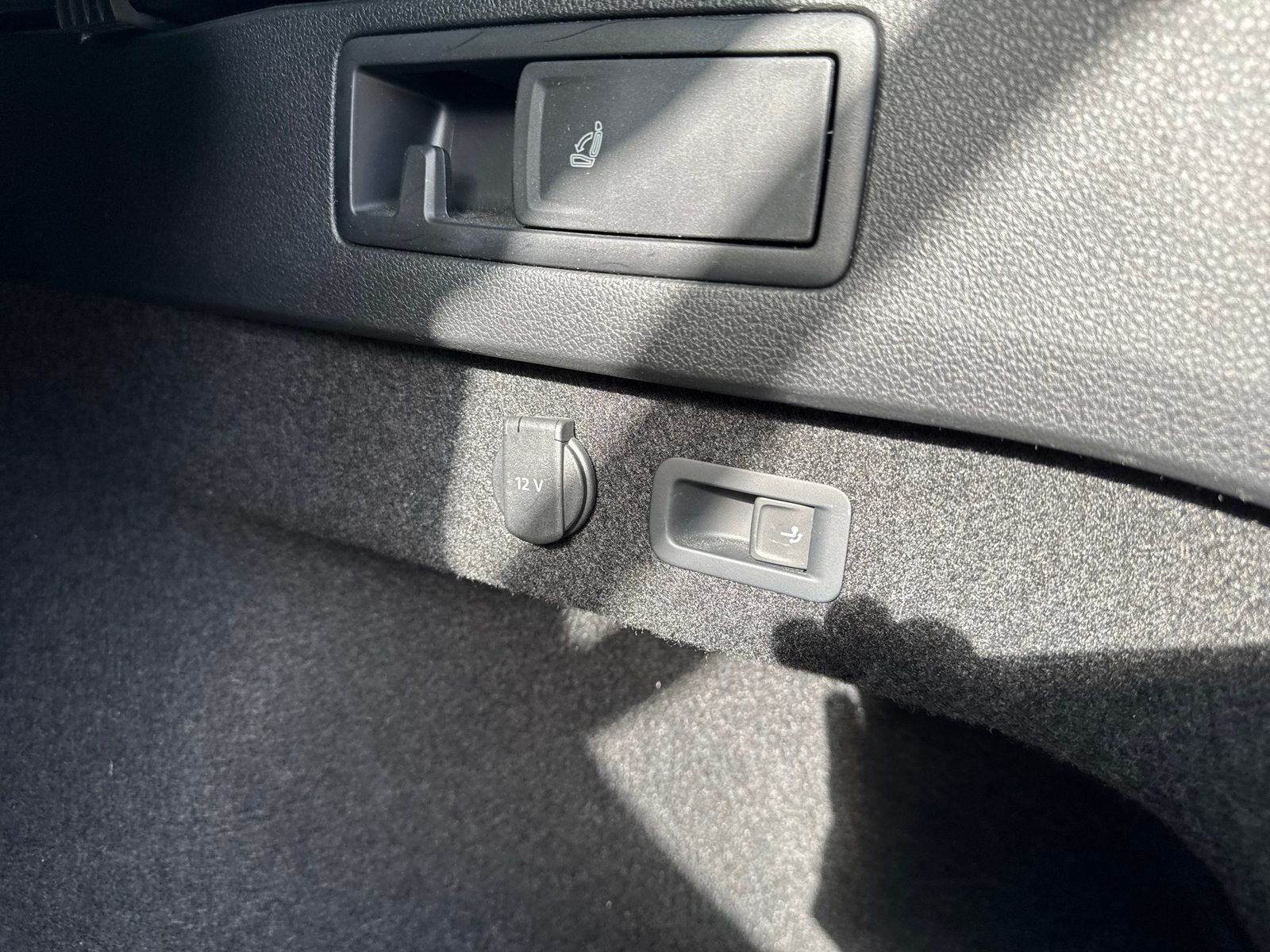 Volkswagen Passat Variant - Bild 17