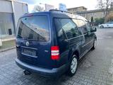 Volkswagen Cady Maxi 7 Plätze  Automatik  - Wohnwagen in Frankfurt