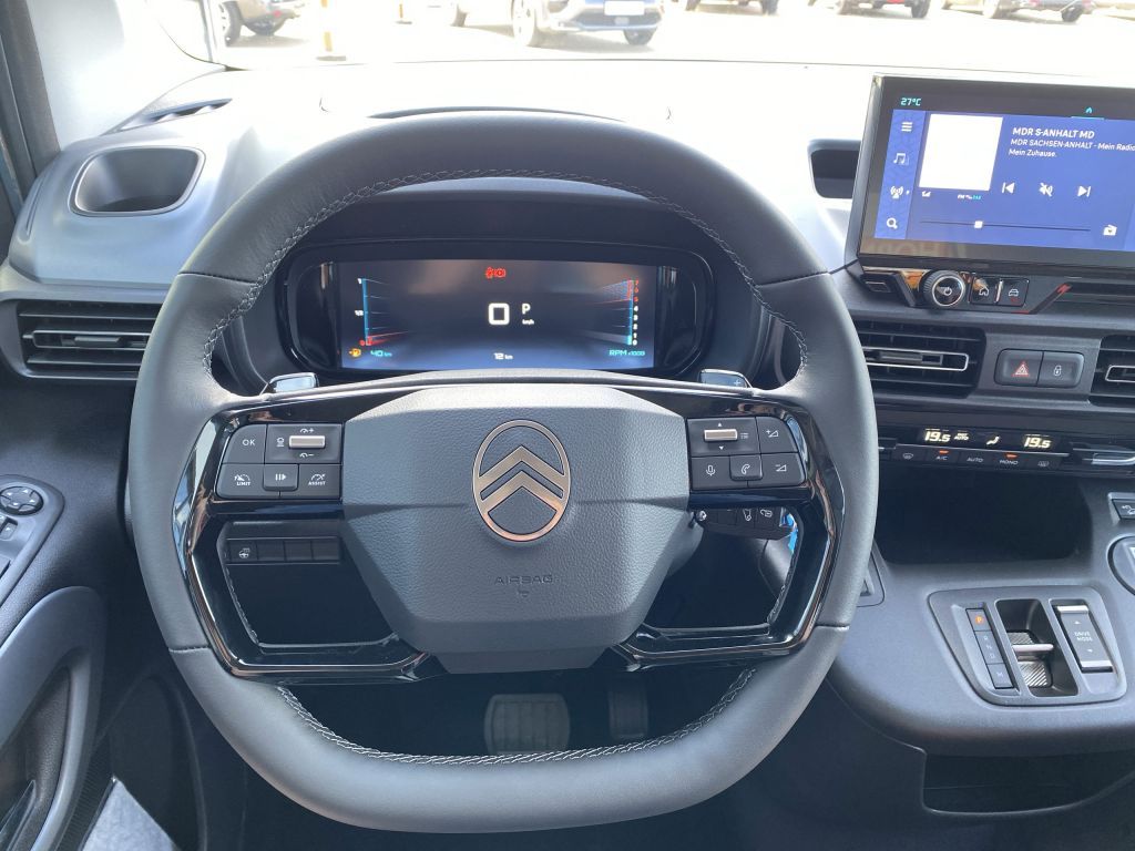 Fahrzeugabbildung Citroën Berlingo M Diesel 130 Automatik MAX XTR*ACC*Wint