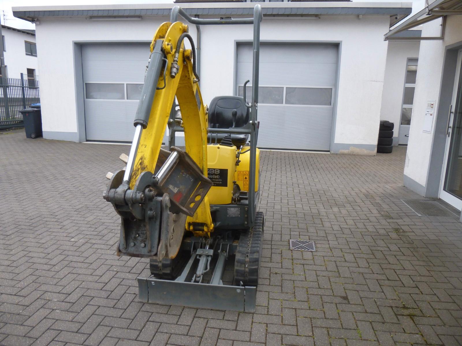 Wacker Neuson 803 Dual Power 0,9 t Minibagger