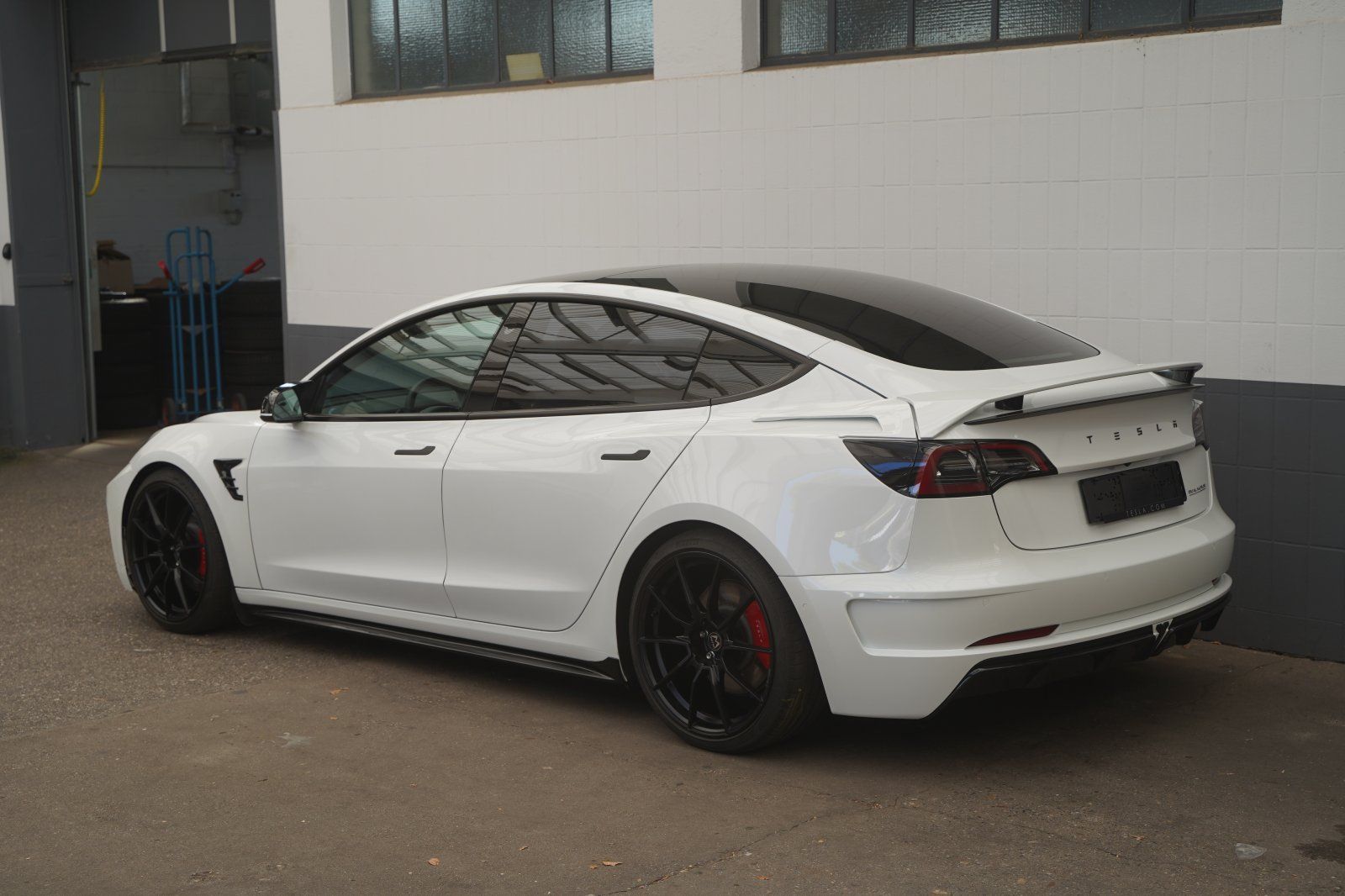 Tesla Model 3 Performance *innen weiß*Startech-Umbau*M foto 6