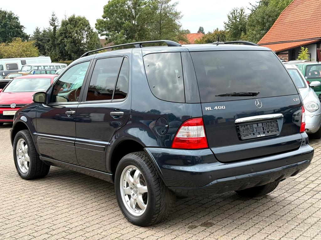 Mercedes-Benz ML 400