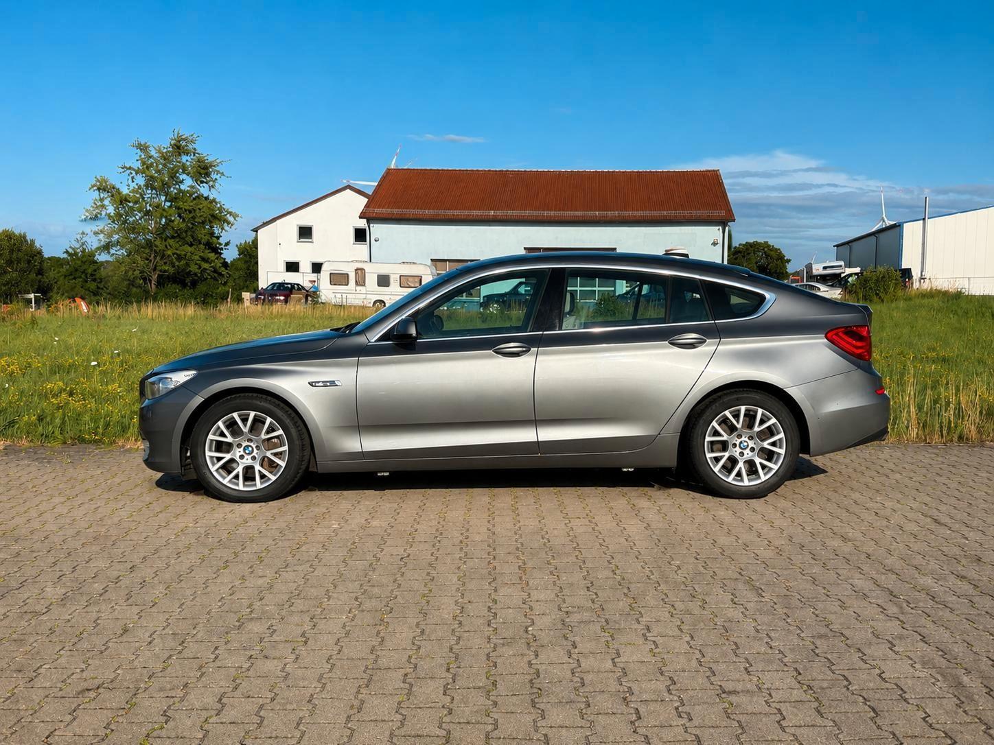 BMW Gran Turismo 530 d-Leder-Stzh-Tempo-Xenon