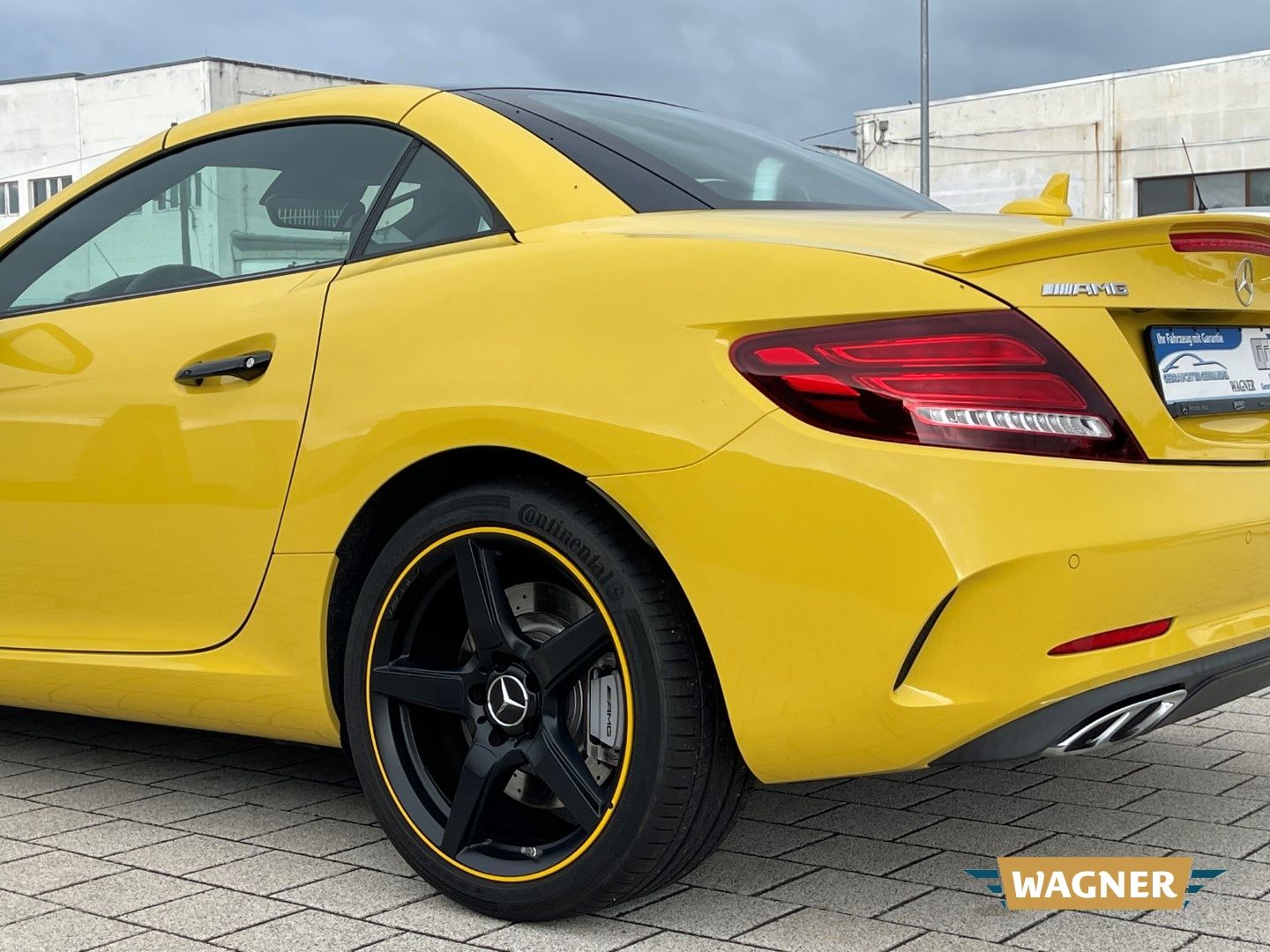 Fahrzeugabbildung Mercedes-Benz SLC 43 AMG FinalEdition  Harman Kardon Sportsitz