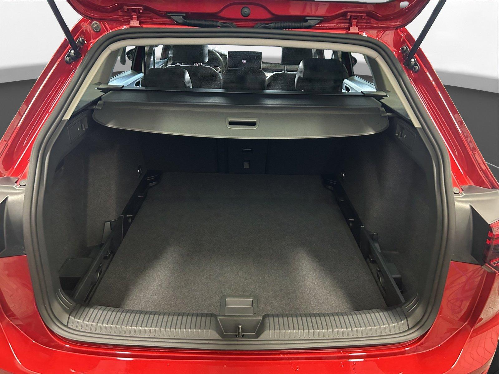 Volkswagen Golf VIII Variant 1.5 TSI Energy NAVI LED, миниатюра 15