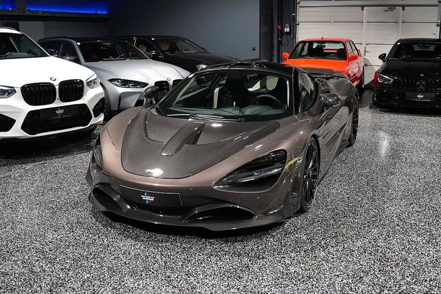 MCLAREN 720S