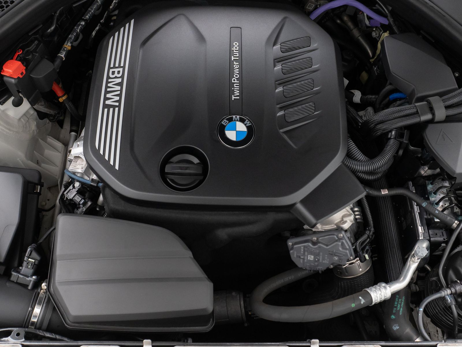 Fahrzeugabbildung BMW 320d  Luxury Line DAB HiFi PDC LED Alarm Sport