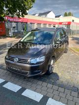 Volkswagen Sharan Cup DSG 7Sitzer Xenon AHK Pano Standheizu - Volkswagen Sharan Cup mit Diesel-Antrieb