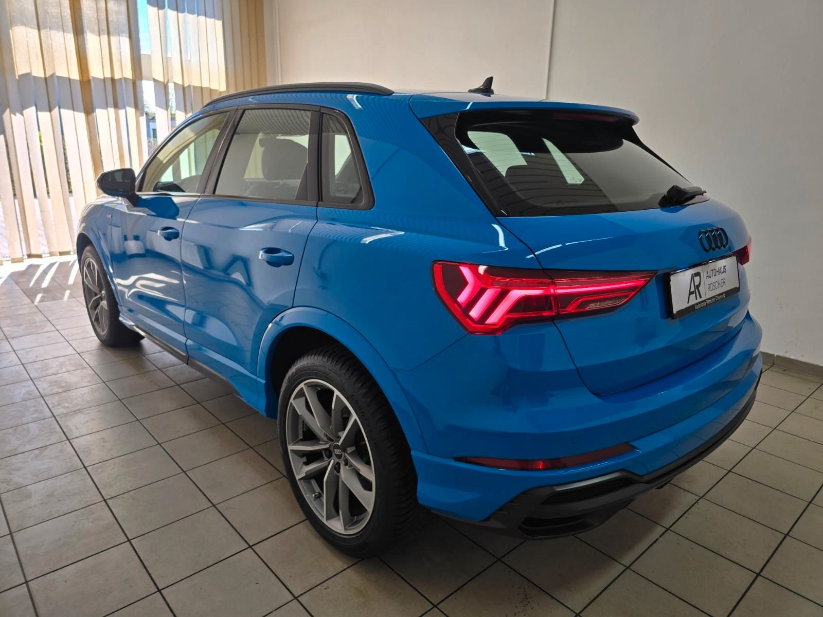 Audi Q3 45 TFSIe 2x S Line LED Virtual 19" Turboblau foto 2