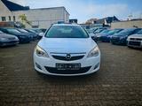 Opel Astra J Lim. 5-trg. Selection - Opel Astra Gebrauchtwagen in Mainz