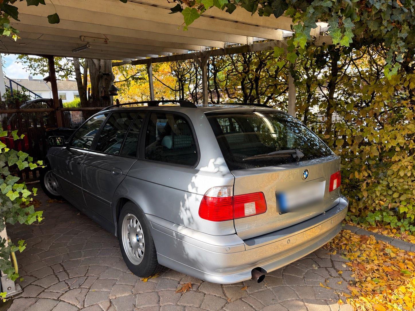 BMW 520
