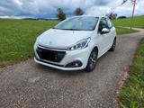 Peugeot 208 - 110 Ps - Peugeot 208 in Freiburg
