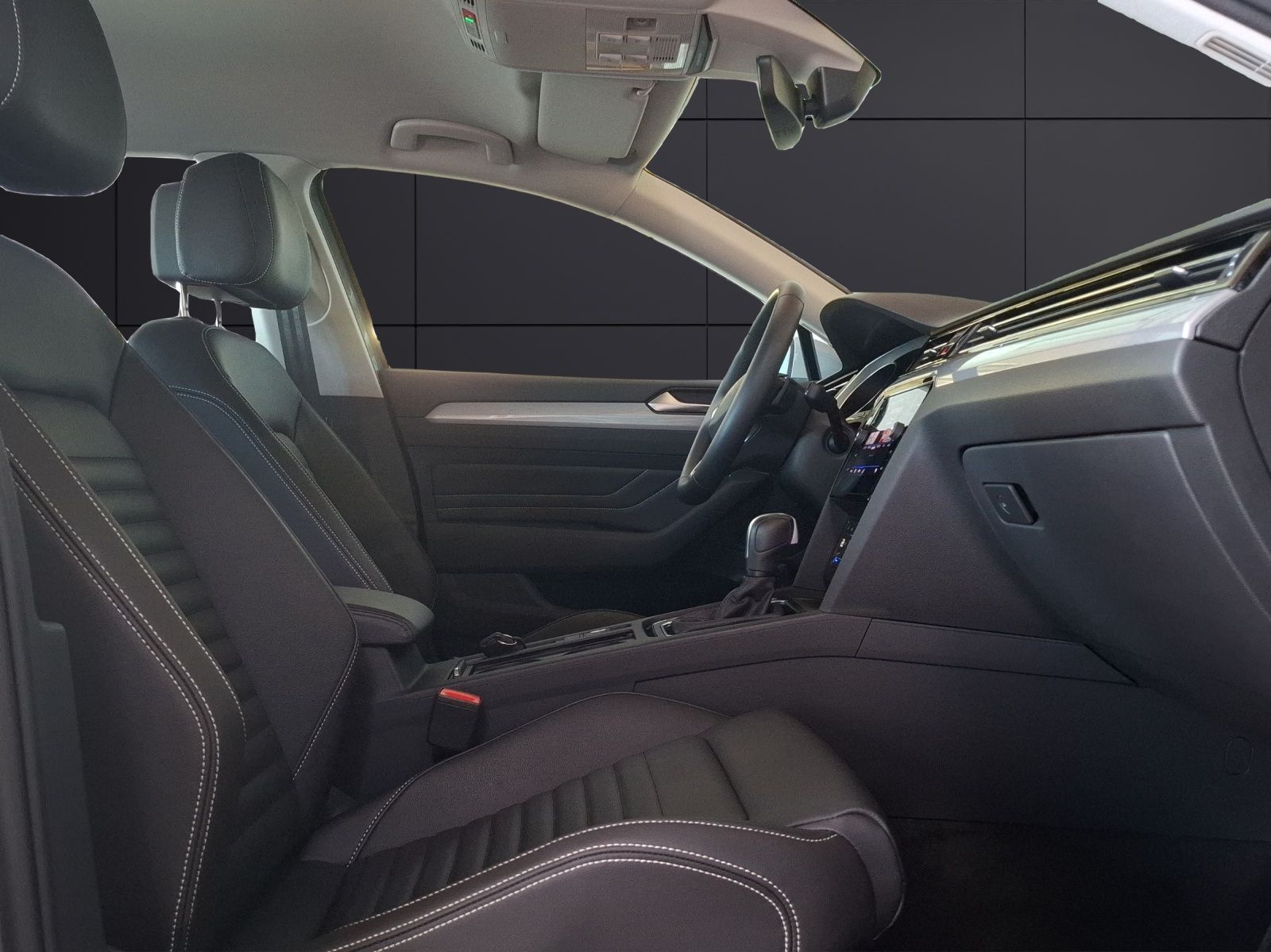 Fahrzeugabbildung Volkswagen Passat Variant TDI Business DSG LED Navi ACC RFK